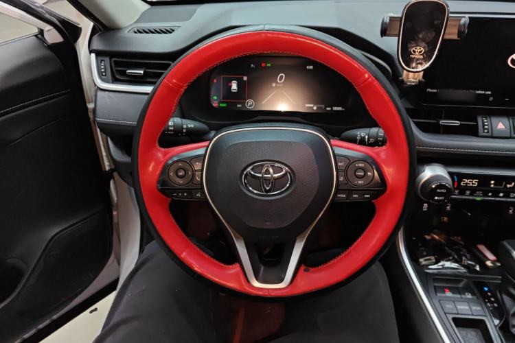 Used Toyota RAV4 2023 Dual-Engine 2.5L E-CVT Two-Wheel Drive Elite Plus Edition
