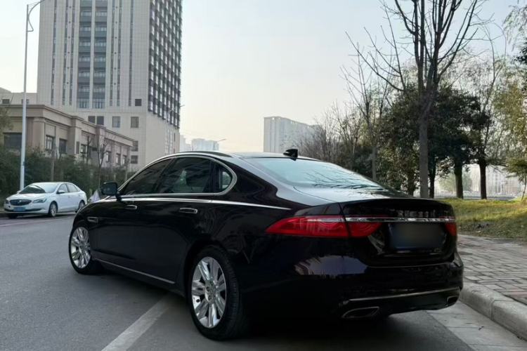 Used Jaguar XFL 2017 XFL 2.0T 240PS Premium Edition
