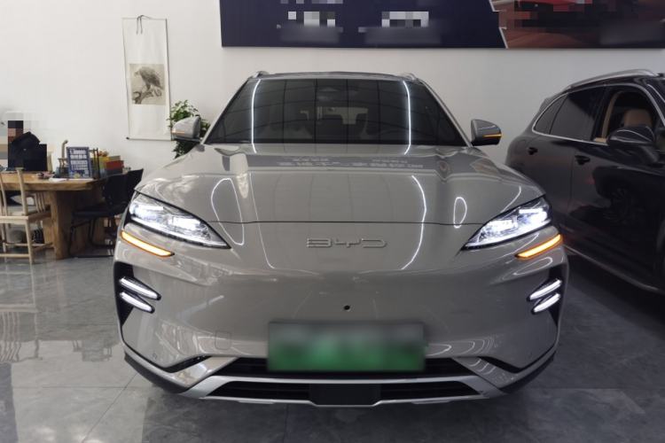 Used BYD Song PLUS New Energy 2023 Champion Edition EV 520KM Flagship Model
