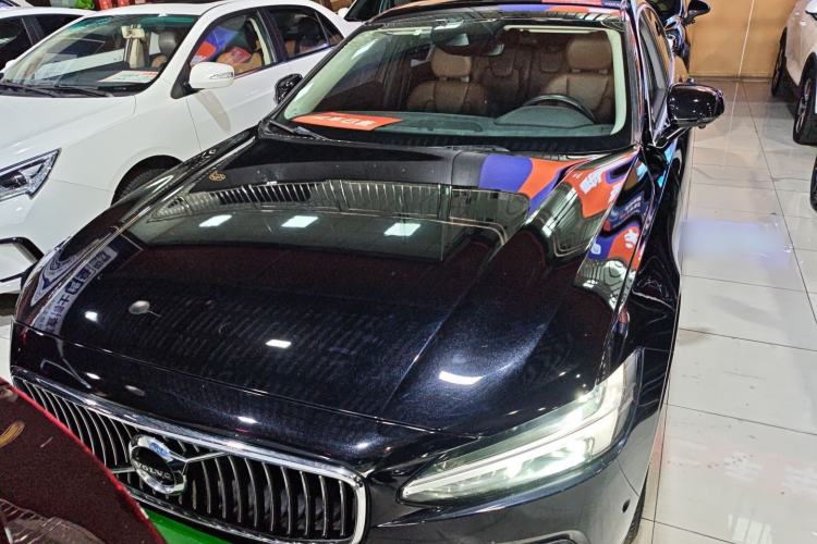 Used Volvo S90 2018 T5 Zhiyuan Edition
