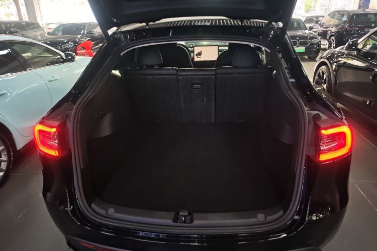 Used Tesla Model Y 2023 Rear-Wheel-Drive Version