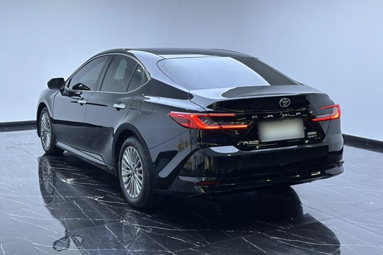 Used Toyota Camry 2024 Dual-Motor 2.0 HG Premium Edition
