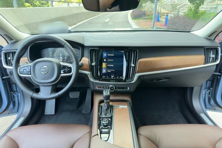 Used Volvo S90 2019 T5 Zhiyi Edition
