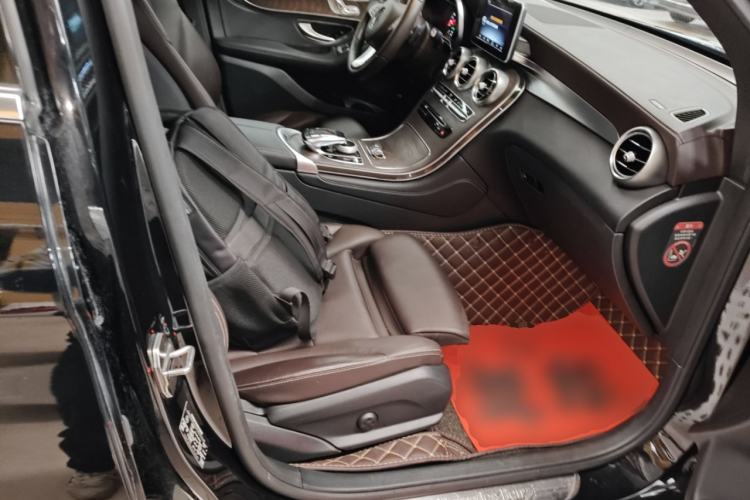 Used Mercedes-Benz GLC 2016 GLC 300 4MATIC Dynamic Model
