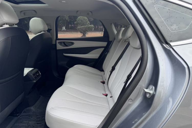 Used BYD Seal 05 DM-i 2025 DM-i Intelligent Drive 120KM Flagship Model
