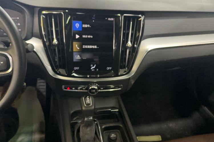 Used Volvo S60 2021 T4 Zhiyi Luxury Edition