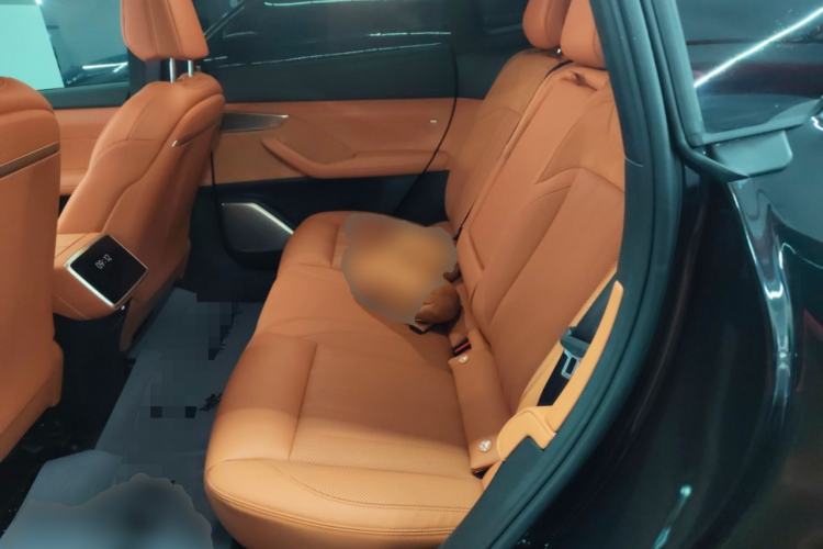 Used ONVO L60 2024 60 kWh Rear-Drive Version
