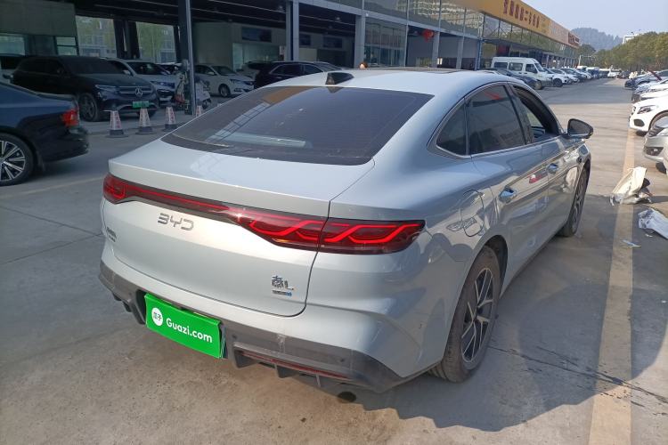 Used BYD Qin L 2025 DM-i Smart Drive 120KM Superior Model
