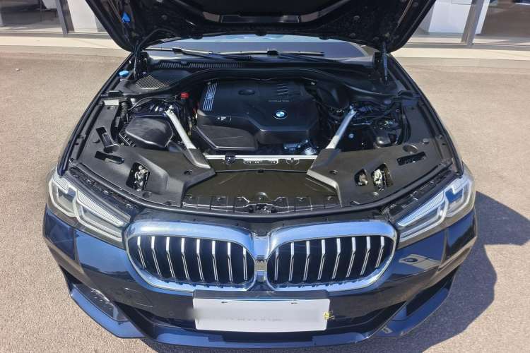 Used BMW 5 Series 2022 Second Facelift 525Li M Sport Package