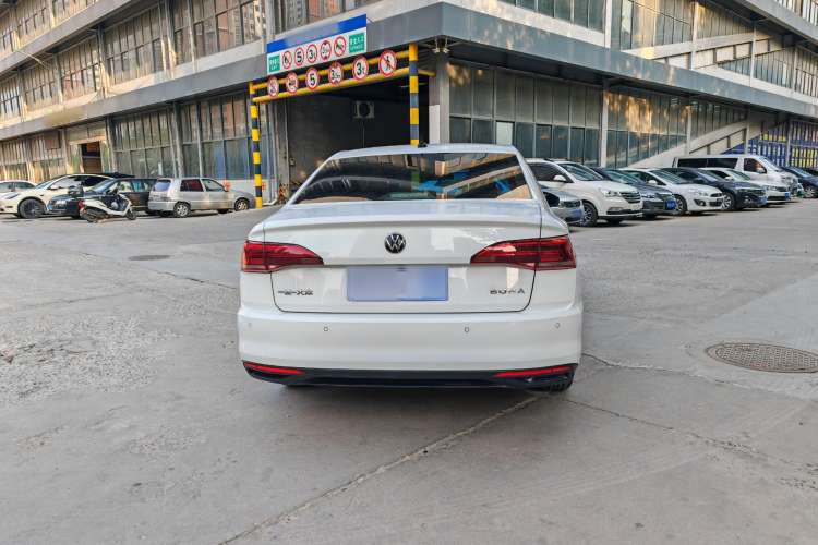 Used Volkswagen Bora 2021 1.5L Automatic Fashionable Smart Connectivity Version