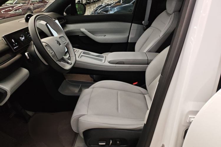 Used Nio ES6 2024 75 kWh
