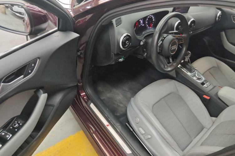 Used Audi A3 2020 Limousine 35 TFSI Fashion Edition China VI Emission Standard