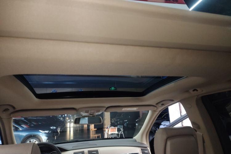 Used Mercedes-Benz R-Class 2017 R 320 4MATIC Business Edition Prestige Model