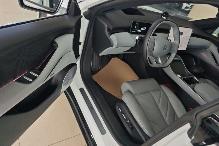 Used Nio ET5 2025 75 kWh
