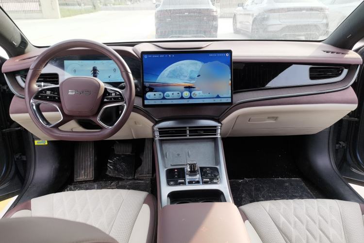 Used BYD Seal 2023 DM-i 1.5T 121km Flagship Model