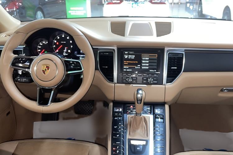 Used Porsche Macan 2014 Macan 2.0T
