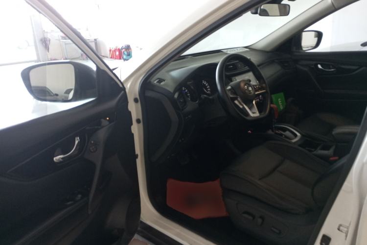 Used Nissan X-Trail 2019 2.0L CVT Smart Connect Comfort Edition 2WD
