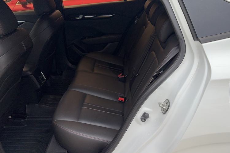 Used Dongfeng Aeolus Yixuan 2020 230T Automatic Glare-Proof Dark Knight Edition
