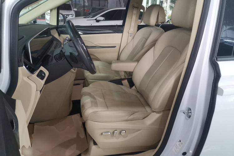 Used Buick GL8 2023 ES Lu Zun Deluxe Model
