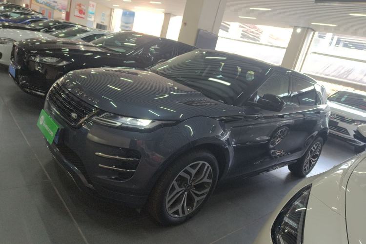 Used Land Rover Range Rover Evoque 2024 Aurora L 249 PS Prestige Light-Chasing Edition

