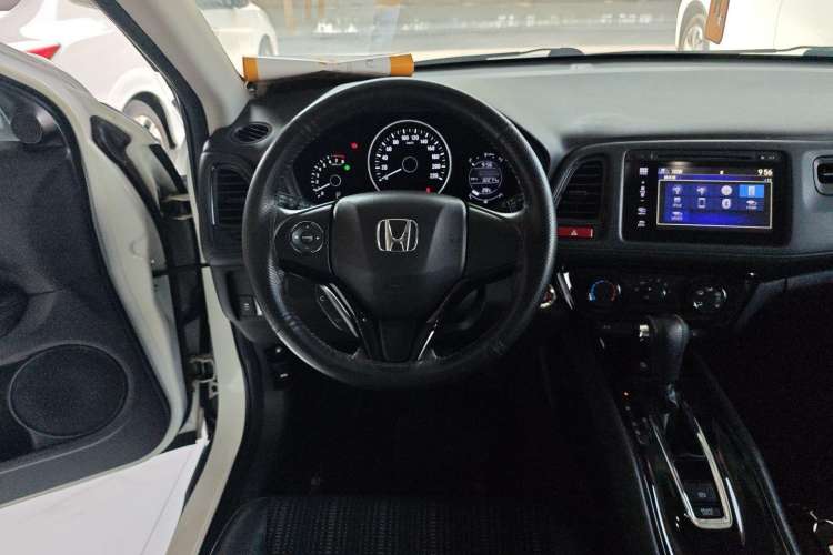 Used Honda Vezel 2017 1.8L CVT Front-Wheel Drive Pioneer Edition
