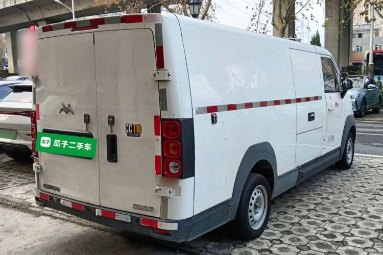Used  Aoteng 2022 Pure Electric Van 41.93 kWh Hengtian Guoxuan
