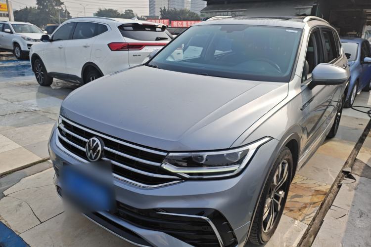 Used Volkswagen Tiguan L 2022 330TSI Automatic Two-Wheel Drive R-Line Enhanced Edition
