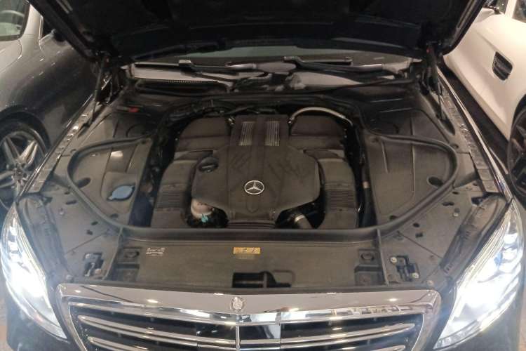 Used Mercedes-Benz S-Class 2014 S 320 L Business Model
