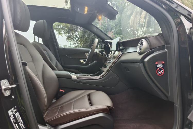 Used Mercedes-Benz GLC 2022 Refreshed GLC 300 L 4MATIC Dynamic Edition
