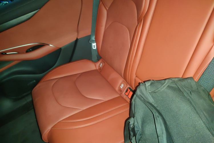 Used  SU7 2024 Rear-Drive Ultra-Long Range Advanced Pro-Level Intelligent Driving Version
