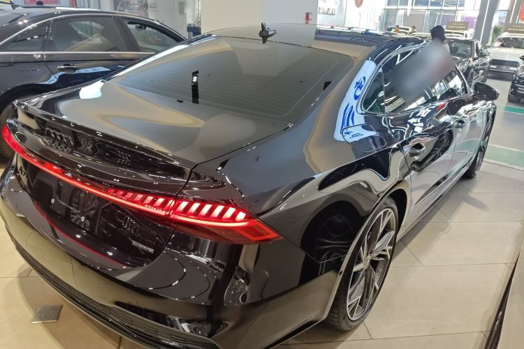 Used Audi A7L 2024 45 TFSI quattro S-line Black Warrior Edition
