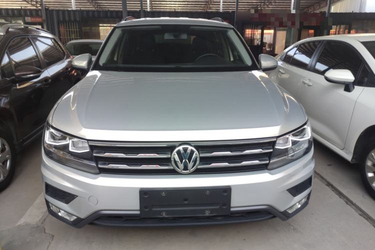 Used Volkswagen Tiguan L 2019 330TSI Automatic Two-Wheel Drive Luxury Edition China V Standard
