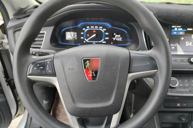 Used Roewe 360 2015 1.5L Automatic Luxury Edition