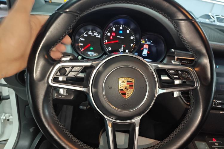 Used Porsche Macan 2017 Macan 2.0T
