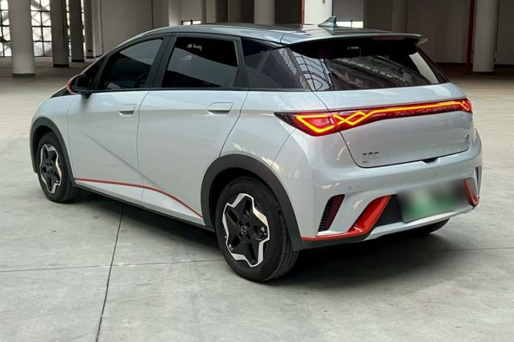 Used BYD Dolphin 2021 405 km Free Version
