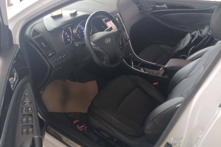 Used Hyundai Sonata 2013 2.4L Automatic Leading Edition China IV Standard

