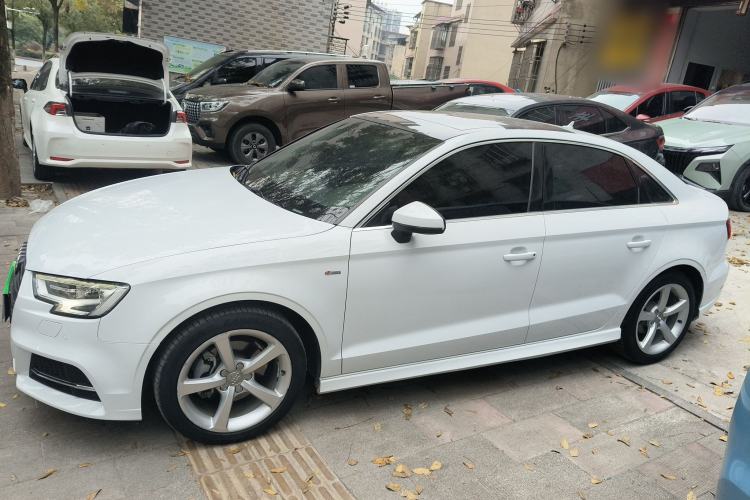 Used Audi A3 2018 30th Anniversary Edition Limousine 35 TFSI Fashion Model