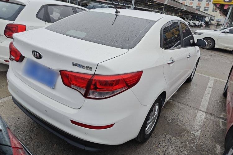 Used Kia K2 2015 Sedan 1.4L MT TOP
