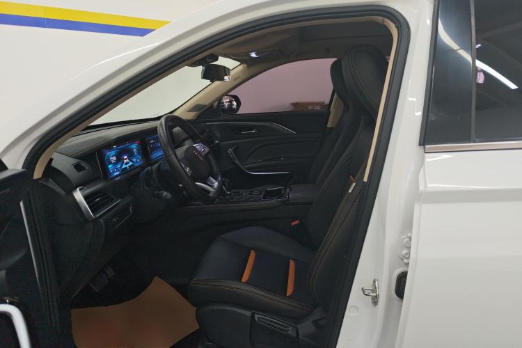 Used Bestune T77 2019 230 TID Automatic Prestige Version China V Emission Standard
