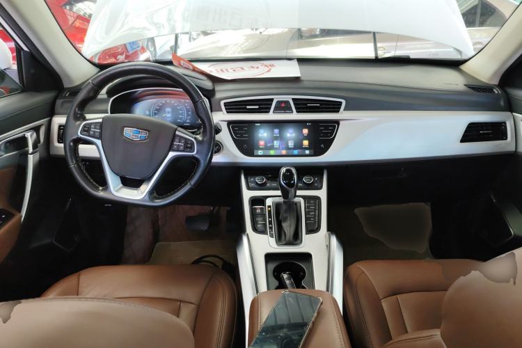 Used Geely Auto Emgrand X7 Sport 2018 1.8TD Automatic Two-Wheel Drive ZhiZun Model with 4G Connectivity
