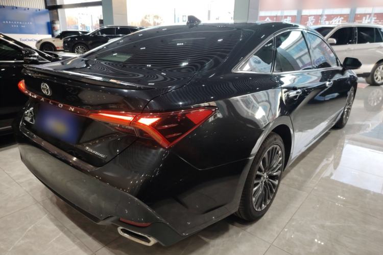 Used Toyota Avalon 2019 2.5L Touring Premium Version China VI Standard
