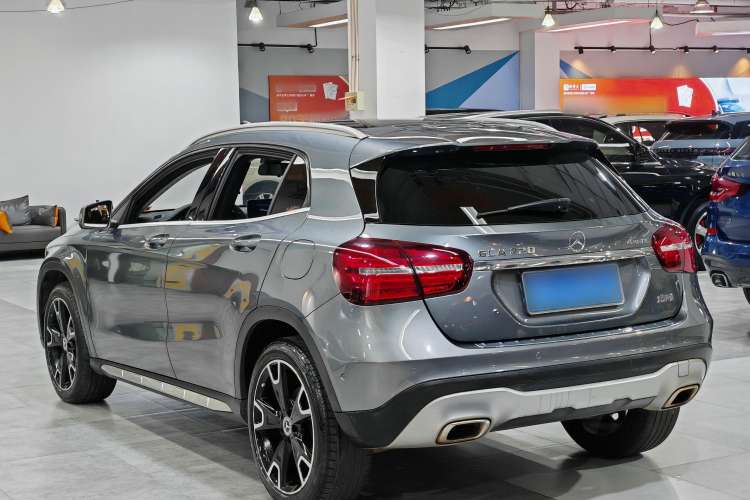 Used Mercedes-Benz GLA 2017 GLA 220 4MATIC Fashion Model
