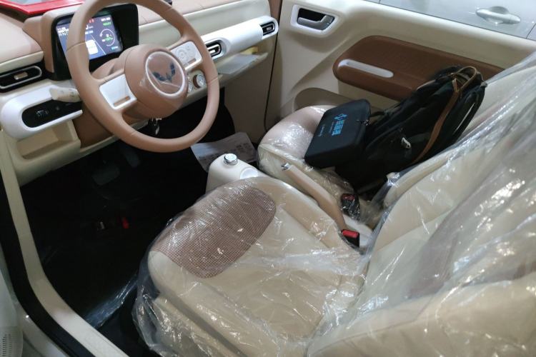 Used Wuling Hongguang MINIEV 2024 3rd Generation 215km Youth Edition