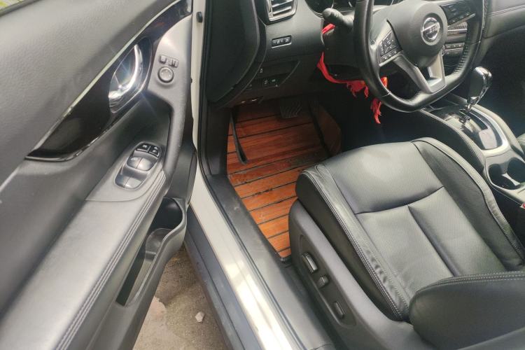 Used Nissan X-Trail 2019 2.0L CVT Smart Connect Comfort Edition 2WD
