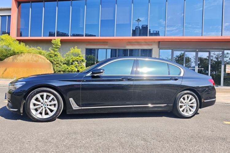 Used BMW 7 Series 2016 730Li Leading Model
