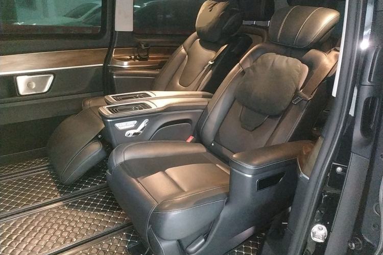 Used Mercedes-Benz V-Class 2022 V 260 L Long Wheelbase Prestige Edition
