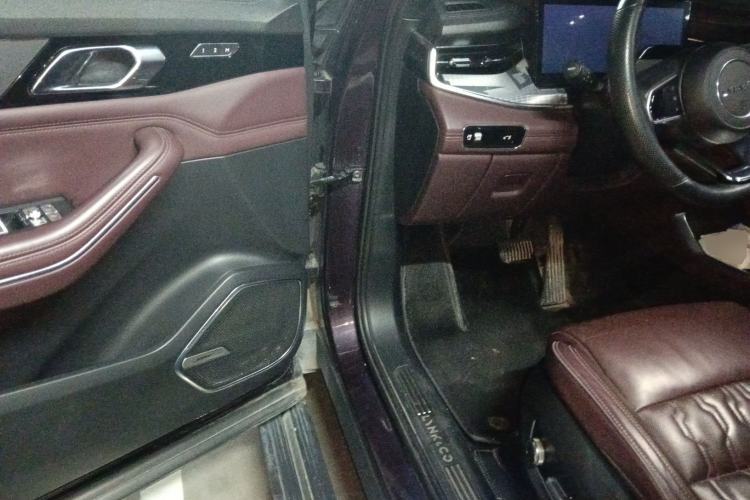 Used Lynk & Co 09 2021 2.0T Ultra Six-Seater