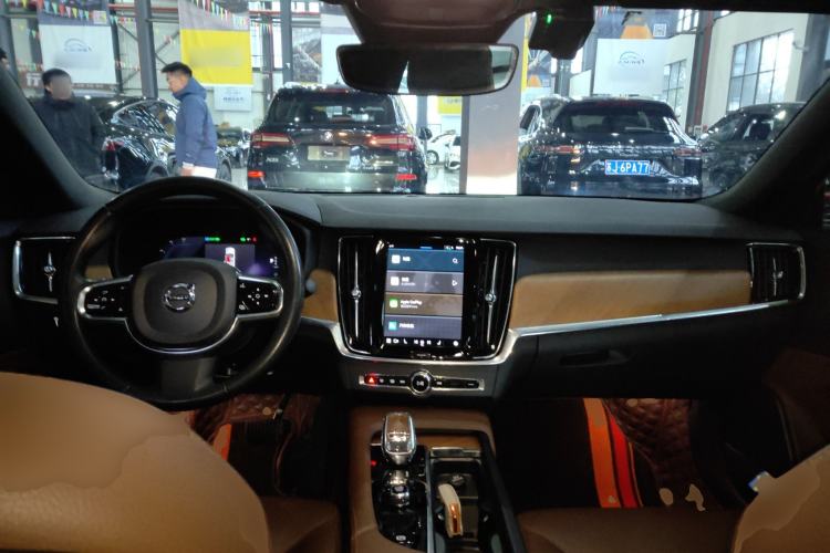 Used Volvo S90 2022 B5 Zhiyi Luxury Edition
