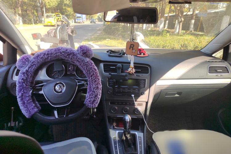 Used Volkswagen Golf 2014 1.6L Automatic Comfort Model
