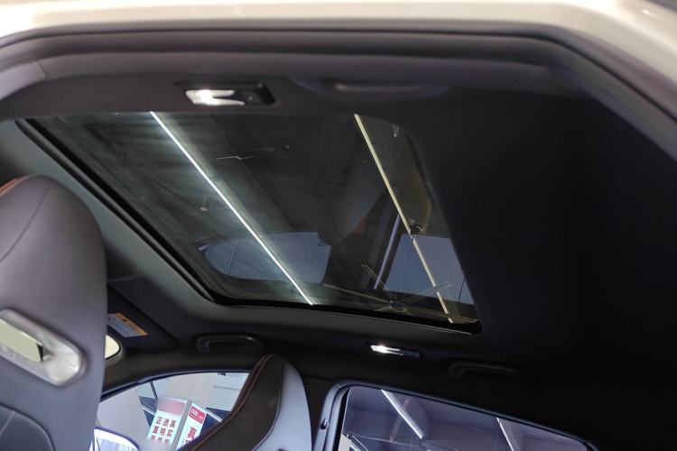 Used Changan UNI-V 2023 1.5T Prestige Model
